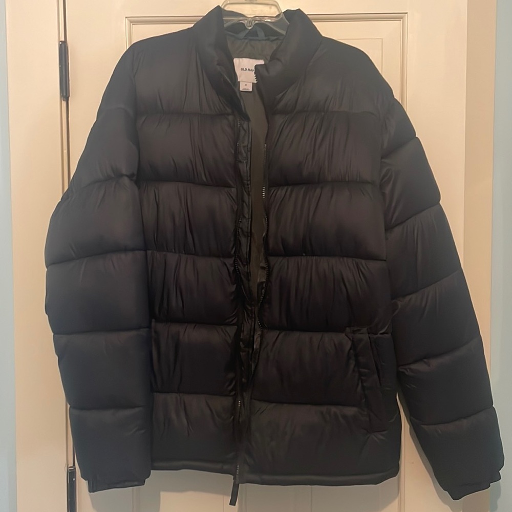 Men’s Old Navy Black Puffer Coat NWOT